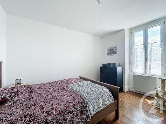 Appartement F3 à louer - 3 pièces - 47.0 m2 - VARENNES SUR ALLIER - 03 - AUVERGNE - Century 21 Lefèbvre Immobilier