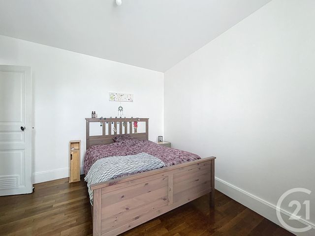 Appartement F3 à louer - 3 pièces - 47.0 m2 - VARENNES SUR ALLIER - 03 - AUVERGNE - Century 21 Lefèbvre Immobilier