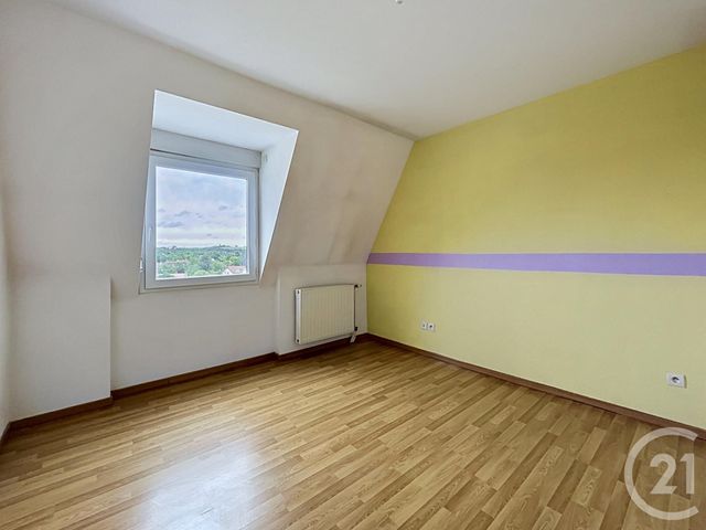 Appartement F4 à louer - 5 pièces - 116.0 m2 - ST POURCAIN SUR SIOULE - 03 - AUVERGNE - Century 21 Lefèbvre Immobilier