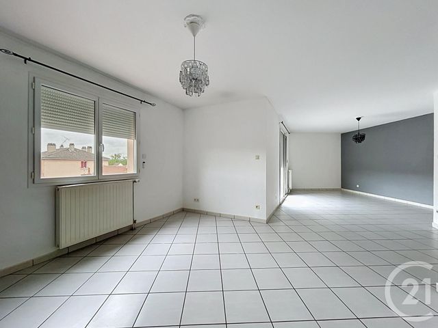 Appartement F4 à louer ST POURCAIN SUR SIOULE