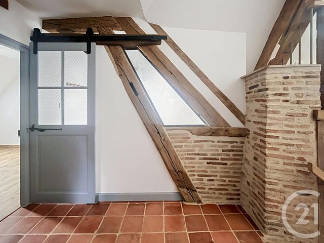 Appartement F2 bis à louer - 2 pièces - 56.15 m2 - VARENNES SUR ALLIER - 03 - AUVERGNE - Century 21 Lefèbvre Immobilier