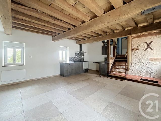 Appartement F2 bis à louer - 2 pièces - 56.15 m2 - VARENNES SUR ALLIER - 03 - AUVERGNE - Century 21 Lefèbvre Immobilier
