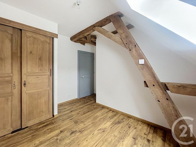 Appartement F2 bis à louer - 2 pièces - 56.15 m2 - VARENNES SUR ALLIER - 03 - AUVERGNE - Century 21 Lefèbvre Immobilier
