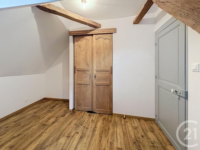 Appartement F2 bis à louer - 2 pièces - 56.15 m2 - VARENNES SUR ALLIER - 03 - AUVERGNE - Century 21 Lefèbvre Immobilier