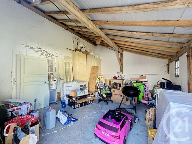 maison à louer - 3 pièces - 73.0 m2 - MONTAIGU LE BLIN - 03 - AUVERGNE - Century 21 Lefèbvre Immobilier