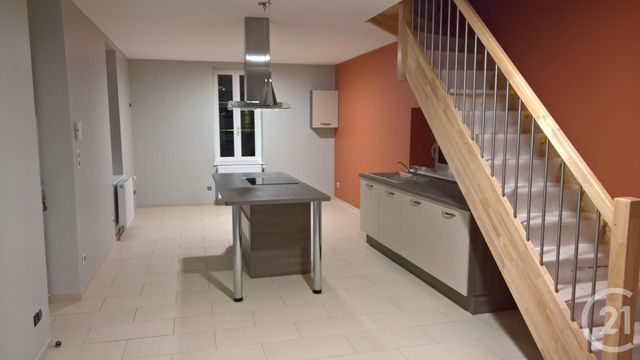 maison à louer - 3 pièces - 73.0 m2 - MONTAIGU LE BLIN - 03 - AUVERGNE - Century 21 Lefèbvre Immobilier