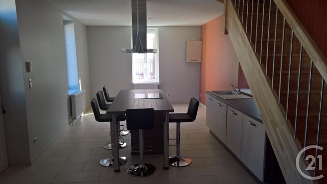 maison à louer - 3 pièces - 73.0 m2 - MONTAIGU LE BLIN - 03 - AUVERGNE - Century 21 Lefèbvre Immobilier