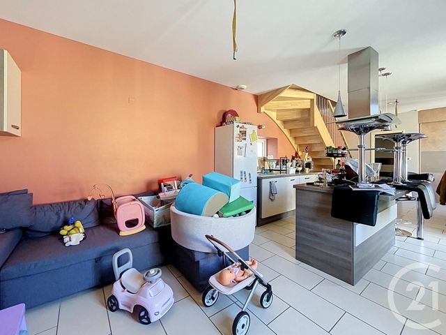 maison à louer - 3 pièces - 73.0 m2 - MONTAIGU LE BLIN - 03 - AUVERGNE - Century 21 Lefèbvre Immobilier