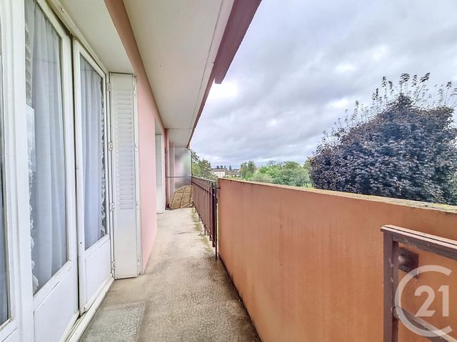 Appartement F3 à louer - 3 pièces - 81.24 m2 - VARENNES SUR ALLIER - 03 - AUVERGNE - Century 21 Lefèbvre Immobilier