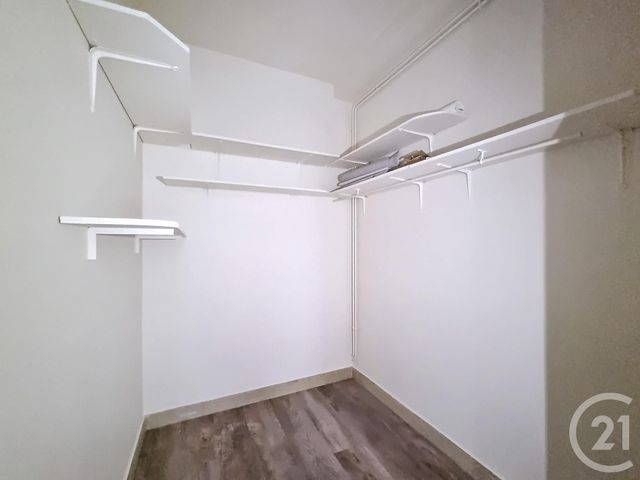 Appartement F3 à louer - 3 pièces - 81.24 m2 - VARENNES SUR ALLIER - 03 - AUVERGNE - Century 21 Lefèbvre Immobilier