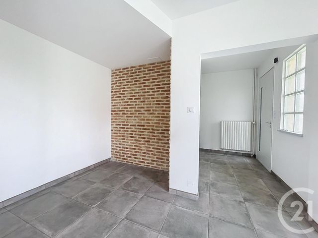 maison à louer - 5 pièces - 135.0 m2 - LA FERTE HAUTERIVE - 03 - AUVERGNE - Century 21 Lefèbvre Immobilier