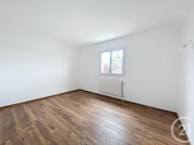 maison à louer - 5 pièces - 135.0 m2 - LA FERTE HAUTERIVE - 03 - AUVERGNE - Century 21 Lefèbvre Immobilier