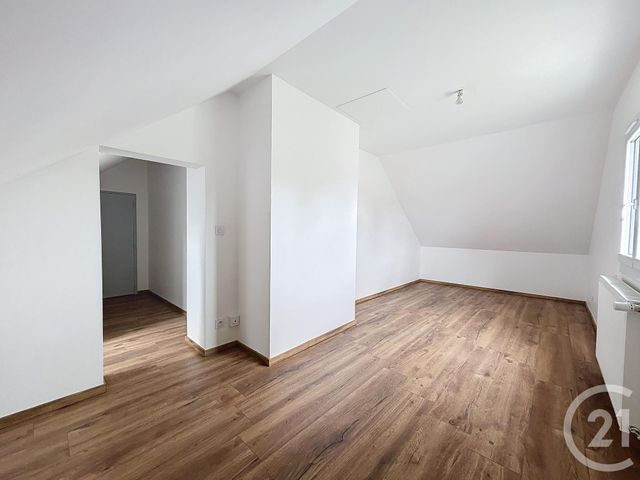 maison à louer - 5 pièces - 135.0 m2 - LA FERTE HAUTERIVE - 03 - AUVERGNE - Century 21 Lefèbvre Immobilier