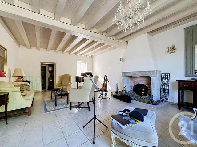 maison à vendre - 5 pièces - 194.4 m2 - VERNEUIL EN BOURBONNAIS - 03 - AUVERGNE - Century 21 Lefèbvre Immobilier