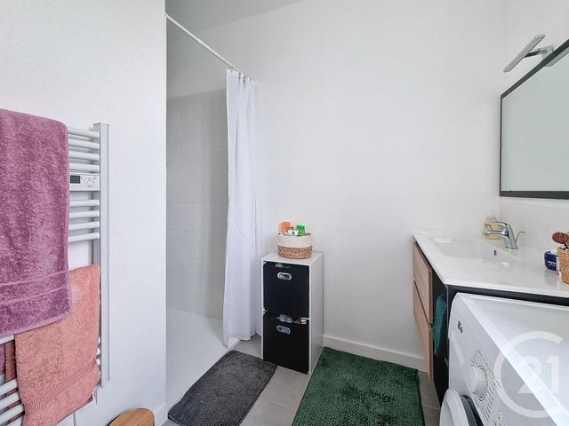 Appartement F2 à louer - 2 pièces - 41.6 m2 - CONTIGNY - 03 - AUVERGNE - Century 21 Lefèbvre Immobilier