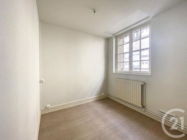 maison à louer - 3 pièces - 122.0 m2 - ST POURCAIN SUR SIOULE - 03 - AUVERGNE - Century 21 Lefèbvre Immobilier