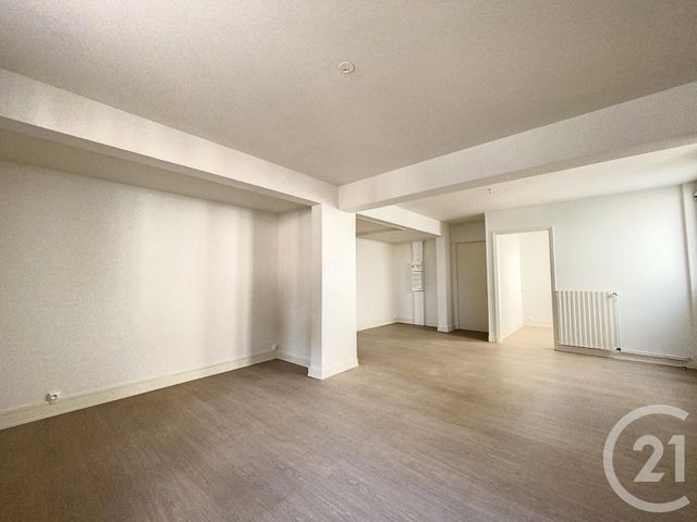 maison à louer - 3 pièces - 122.0 m2 - ST POURCAIN SUR SIOULE - 03 - AUVERGNE - Century 21 Lefèbvre Immobilier