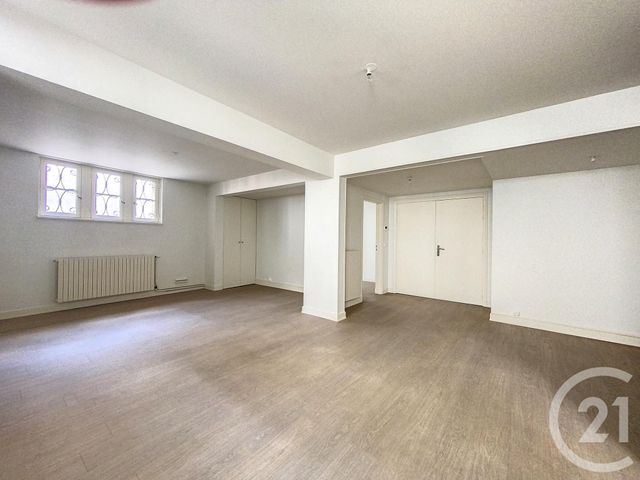 maison à louer - 3 pièces - 122.0 m2 - ST POURCAIN SUR SIOULE - 03 - AUVERGNE - Century 21 Lefèbvre Immobilier