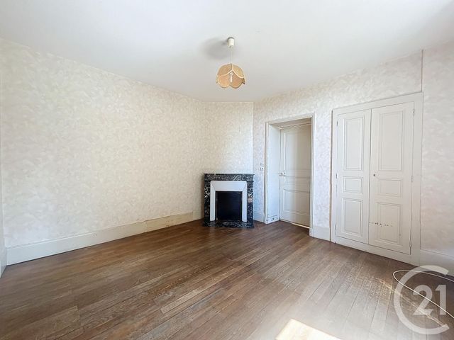 Appartement F3 à louer - 3 pièces - 75.57 m2 - VARENNES SUR ALLIER - 03 - AUVERGNE - Century 21 Lefèbvre Immobilier