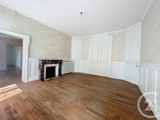 Appartement F3 à louer - 3 pièces - 75.57 m2 - VARENNES SUR ALLIER - 03 - AUVERGNE - Century 21 Lefèbvre Immobilier