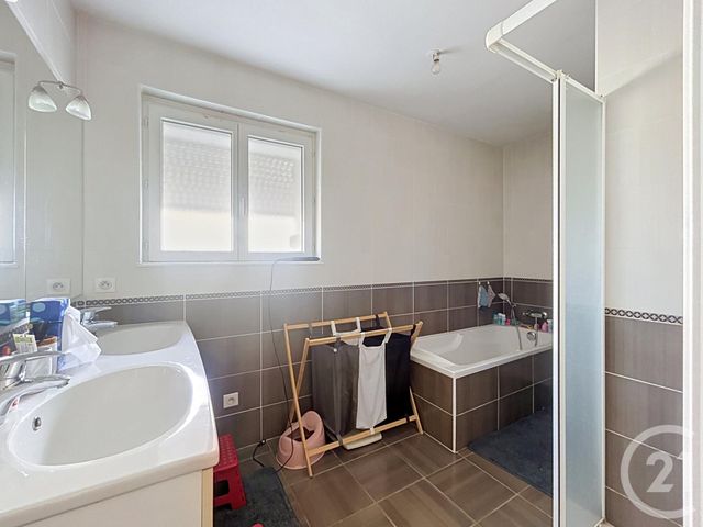 maison à louer - 4 pièces - 95.0 m2 - SAULCET - 03 - AUVERGNE - Century 21 Lefèbvre Immobilier