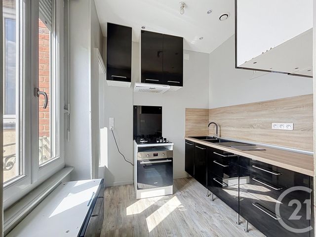 Appartement T4 à louer - 4 pièces - 80.0 m2 - VARENNES SUR ALLIER - 03 - AUVERGNE - Century 21 Lefèbvre Immobilier