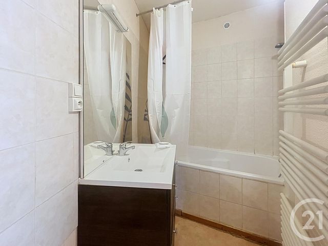 maison à louer - 4 pièces - 96.14 m2 - ST POURCAIN SUR SIOULE - 03 - AUVERGNE - Century 21 Lefèbvre Immobilier