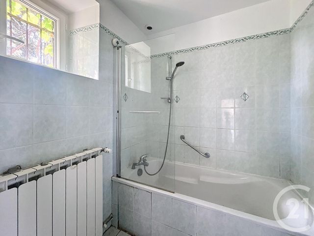 maison à louer - 4 pièces - 113.0 m2 - VOUSSAC - 03 - AUVERGNE - Century 21 Lefèbvre Immobilier