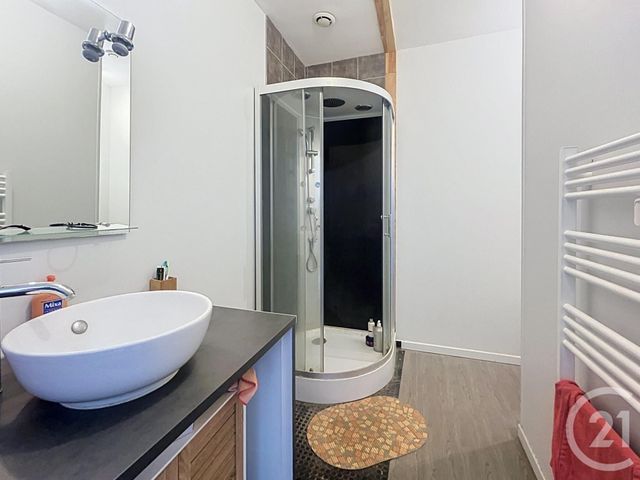 Appartement F3 à louer - 3 pièces - 63.72 m2 - CHANTELLE - 03 - AUVERGNE - Century 21 Lefèbvre Immobilier