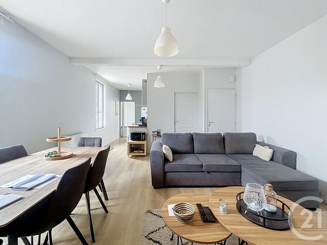 Appartement F3 à louer - 3 pièces - 63.72 m2 - CHANTELLE - 03 - AUVERGNE - Century 21 Lefèbvre Immobilier