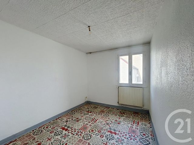 Appartement F2 bis à louer - 2 pièces - 51.63 m2 - ST POURCAIN SUR SIOULE - 03 - AUVERGNE - Century 21 Lefèbvre Immobilier
