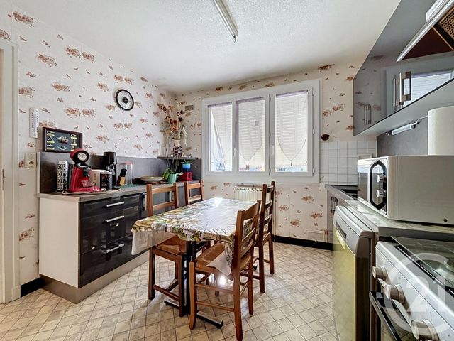 maison à vendre - 4 pièces - 77.9 m2 - TRONGET - 03 - AUVERGNE - Century 21 Lefèbvre Immobilier