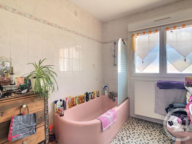 maison à louer - 3 pièces - 82.25 m2 - VARENNES SUR ALLIER - 03 - AUVERGNE - Century 21 Lefèbvre Immobilier
