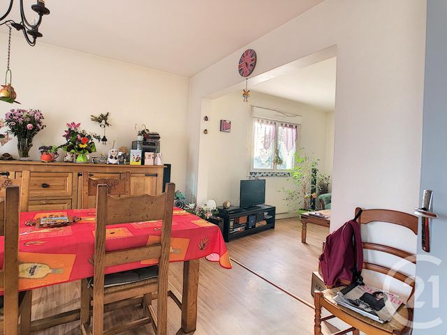maison à louer - 3 pièces - 82.25 m2 - VARENNES SUR ALLIER - 03 - AUVERGNE - Century 21 Lefèbvre Immobilier