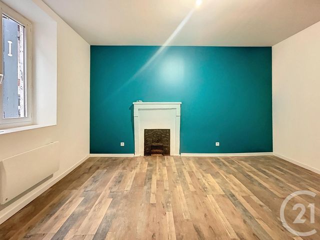 Appartement F3 à louer - 3 pièces - 58.0 m2 - ST POURCAIN SUR SIOULE - 03 - AUVERGNE - Century 21 Lefèbvre Immobilier