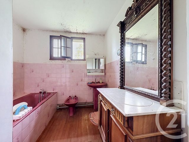 maison à vendre - 7 pièces - 197.0 m2 - TRONGET - 03 - AUVERGNE - Century 21 Lefèbvre Immobilier