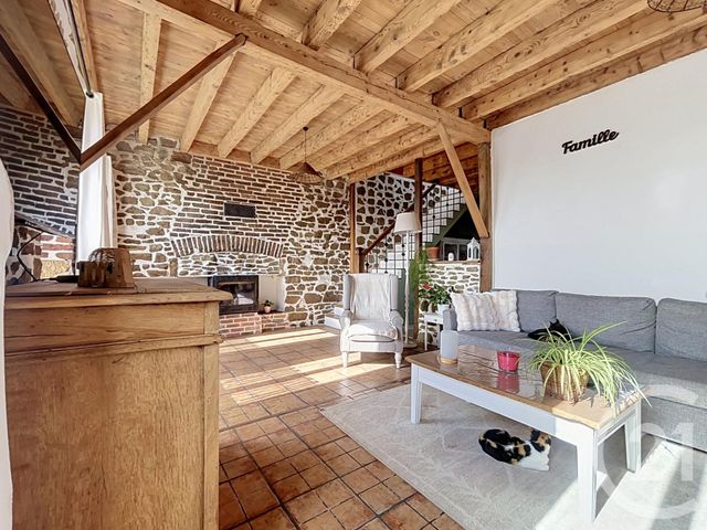 maison à vendre - 4 pièces - 155.37 m2 - TREBAN - 03 - AUVERGNE - Century 21 Lefèbvre Immobilier