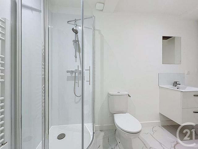 maison à louer - 2 pièces - 34.0 m2 - ST POURCAIN SUR SIOULE - 03 - AUVERGNE - Century 21 Lefèbvre Immobilier