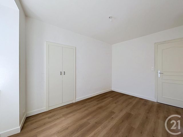 maison à louer - 2 pièces - 34.0 m2 - ST POURCAIN SUR SIOULE - 03 - AUVERGNE - Century 21 Lefèbvre Immobilier