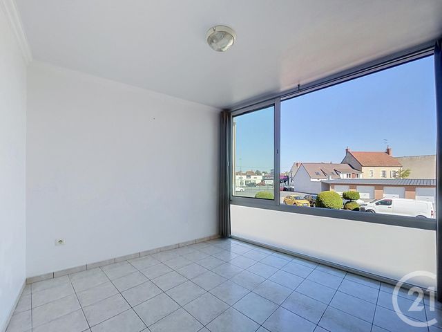 Appartement F2 à louer - 2 pièces - 39.48 m2 - ST POURCAIN SUR SIOULE - 03 - AUVERGNE - Century 21 Lefèbvre Immobilier