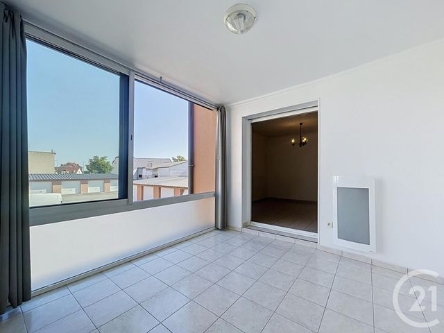 Appartement F2 à louer - 2 pièces - 39.48 m2 - ST POURCAIN SUR SIOULE - 03 - AUVERGNE - Century 21 Lefèbvre Immobilier