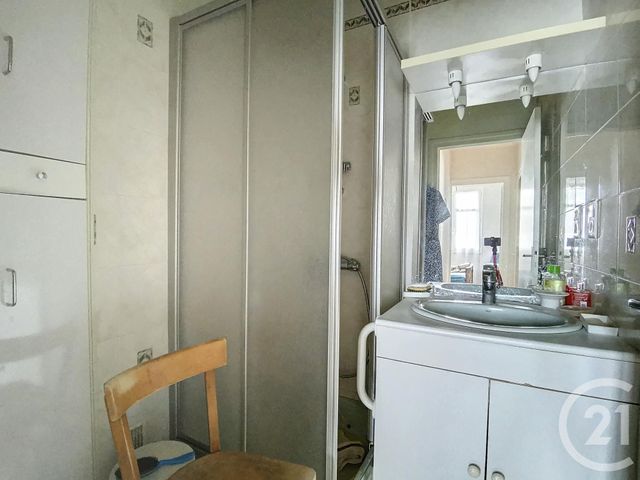 Appartement F4 à louer - 4 pièces - 66.48 m2 - ST POURCAIN SUR SIOULE - 03 - AUVERGNE - Century 21 Lefèbvre Immobilier