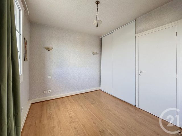 Appartement F4 à louer - 4 pièces - 66.48 m2 - ST POURCAIN SUR SIOULE - 03 - AUVERGNE - Century 21 Lefèbvre Immobilier