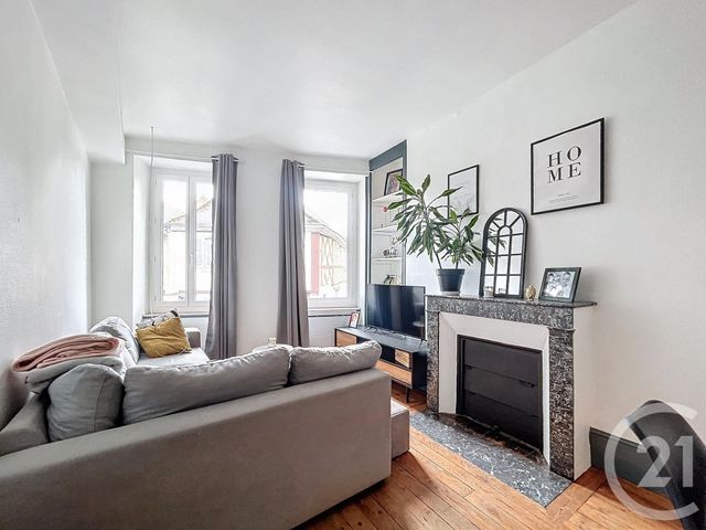 maison à louer - 2 pièces - 57.4 m2 - ST POURCAIN SUR SIOULE - 03 - AUVERGNE - Century 21 Lefèbvre Immobilier