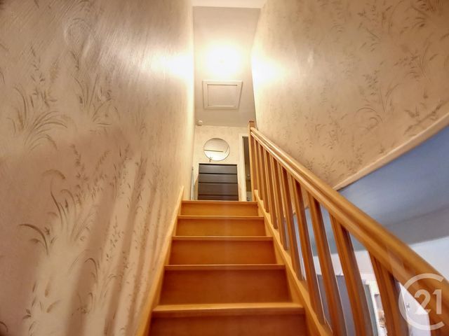 Appartement F2 à louer - 2 pièces - 48.6 m2 - ST POURCAIN SUR SIOULE - 03 - AUVERGNE - Century 21 Lefèbvre Immobilier