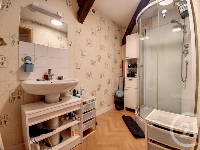 Appartement F2 à louer - 2 pièces - 48.6 m2 - ST POURCAIN SUR SIOULE - 03 - AUVERGNE - Century 21 Lefèbvre Immobilier