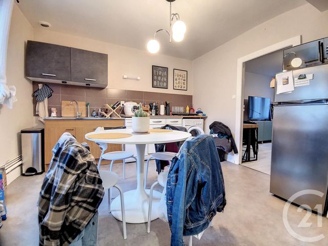 Appartement F2 à louer - 2 pièces - 48.6 m2 - ST POURCAIN SUR SIOULE - 03 - AUVERGNE - Century 21 Lefèbvre Immobilier