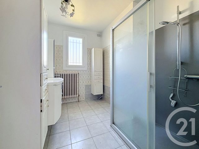 maison à vendre - 8 pièces - 277.6 m2 - ST POURCAIN SUR SIOULE - 03 - AUVERGNE - Century 21 Lefèbvre Immobilier