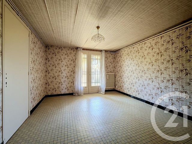 maison à vendre - 8 pièces - 277.6 m2 - ST POURCAIN SUR SIOULE - 03 - AUVERGNE - Century 21 Lefèbvre Immobilier