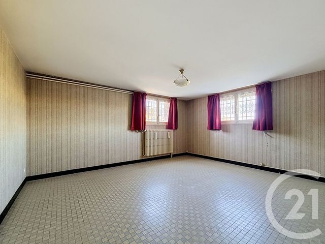maison à vendre - 8 pièces - 277.6 m2 - ST POURCAIN SUR SIOULE - 03 - AUVERGNE - Century 21 Lefèbvre Immobilier